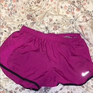 fushia nike running short